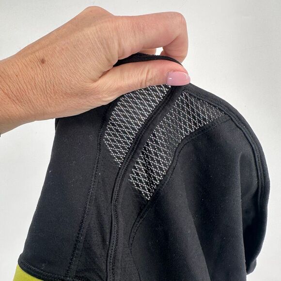 Lululemon Astro Shorts Size Small Crossover Waist Size 6 Black/Split Pea/ POW st - Picture 6 of 9